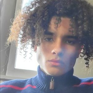 Meet your Posher, Malik